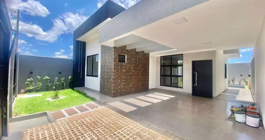 Imóvel com Piscina e corredor lateral no Jardim Oriental, Maringá - Venda