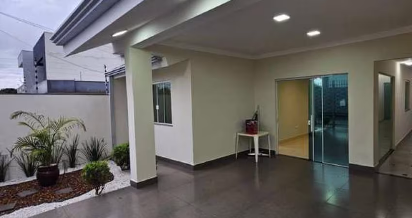 Casa à venda em Maringá, Jardim Oriental - 127m² - Cozinha Planejada