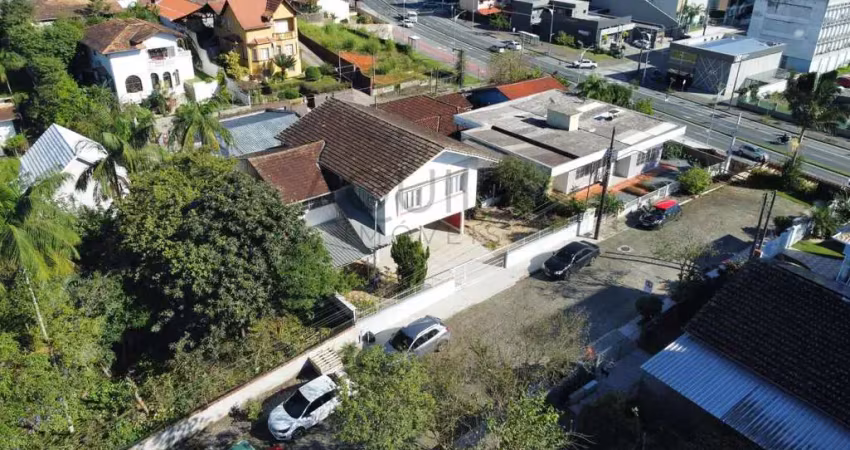 Casa para venda em blumenau, velha, 3 dormitórios, 3 banheiros, 4 vagas