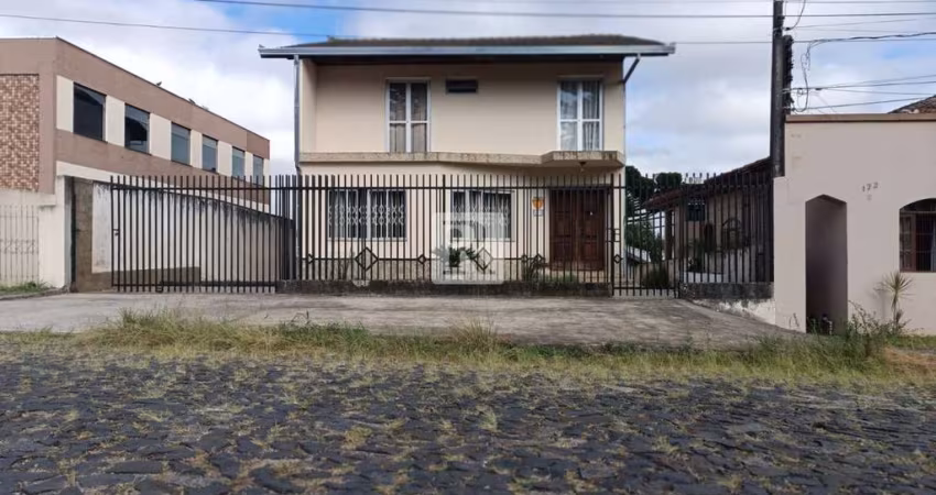 Casa com 5 quartos à venda na Rua Alferes Marcílio Machado, 19, Tingui, Curitiba
