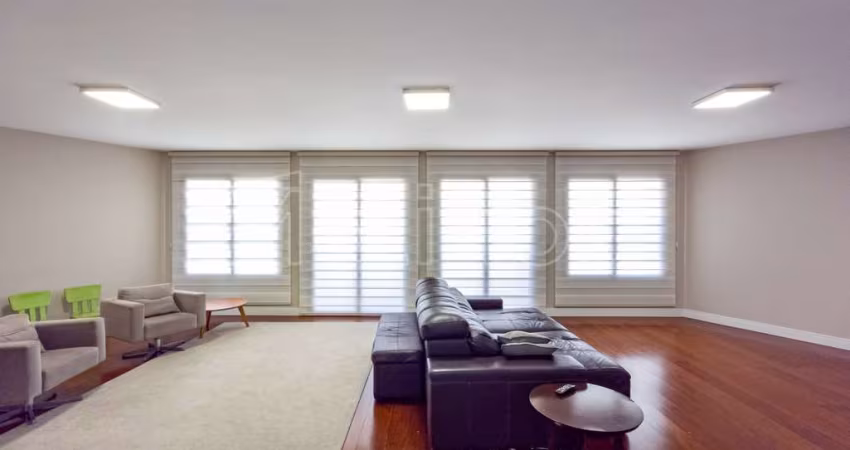 Apartamento 4 dormitórios Anália Franco