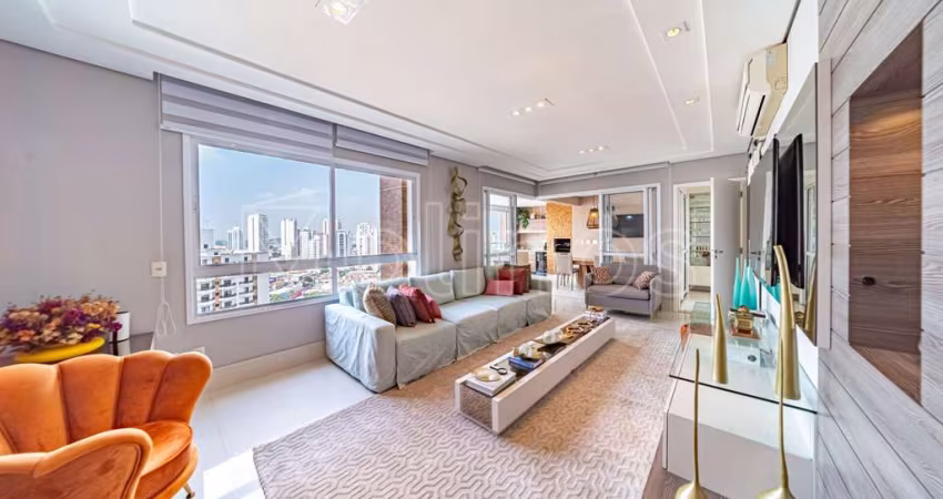 Apartamento Alto Padrão com 4 dormitórios sendo 3 suítes e 4 vagas de garagem