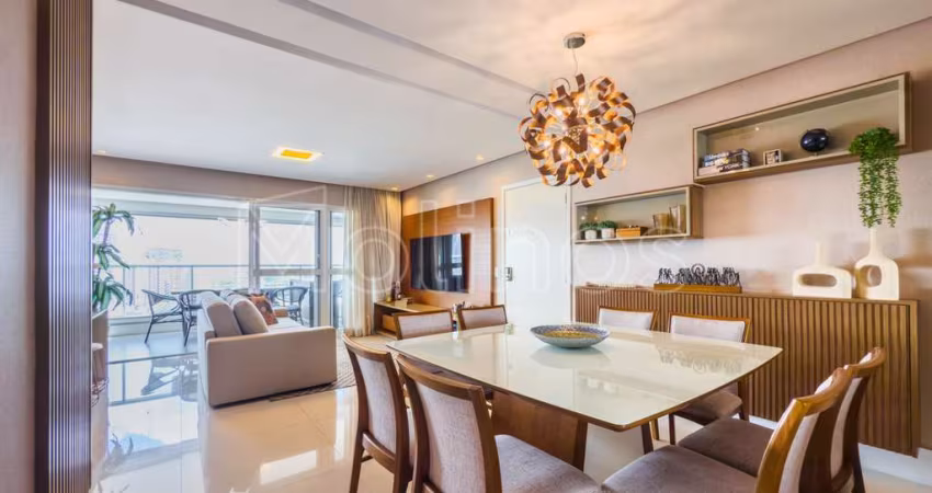 Lindo apartamento de 127m com 3suites 3 vagas de garagem e deposito a venda no Tatuape