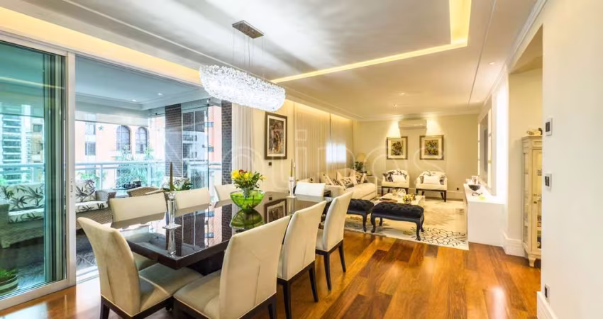 Apartamento Alto Padrão com 171m², com 4 vagas no Tatuapé - Condomínio Montessori