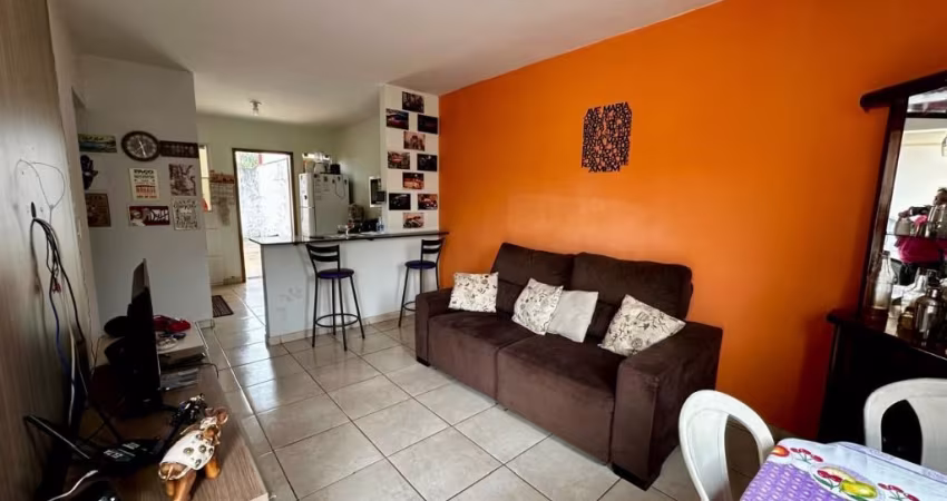 Casa em Condomínio.