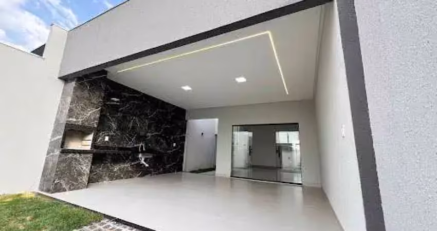 Casa com pé direito alto, porcelanato próximo a av. Brasil |Sul