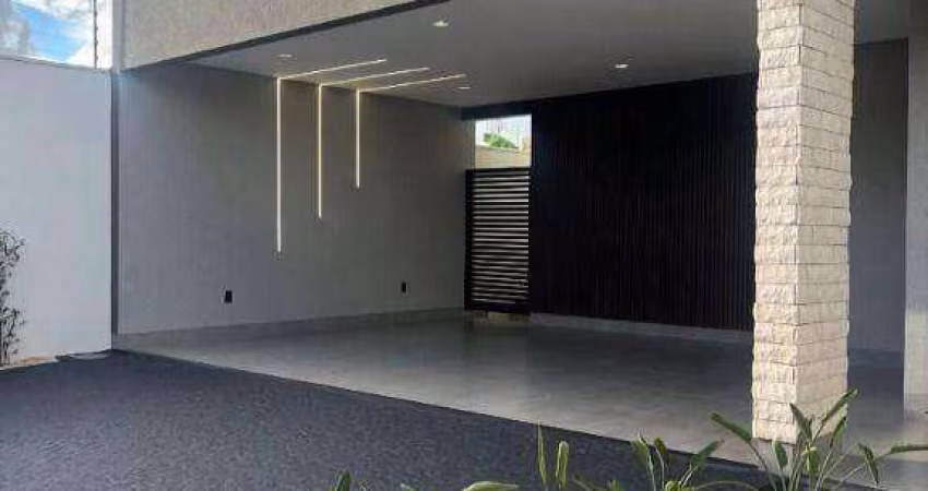 Casa linda com piscina em bairro nobre