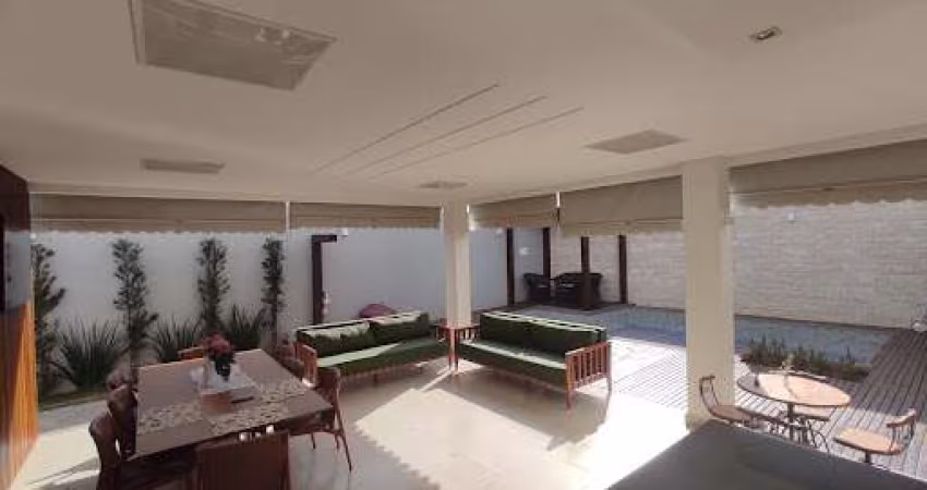 Casa Bem Localizada de Alto Padrão - Bairro Anápolis City