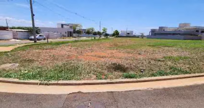 Lote diferenciado de esquina no cond terras alphaville