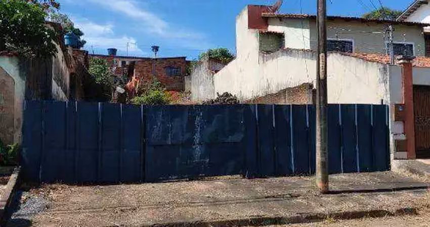 Terreno à venda na Rua Pinto Pontes, Vila Goiás, Anápolis