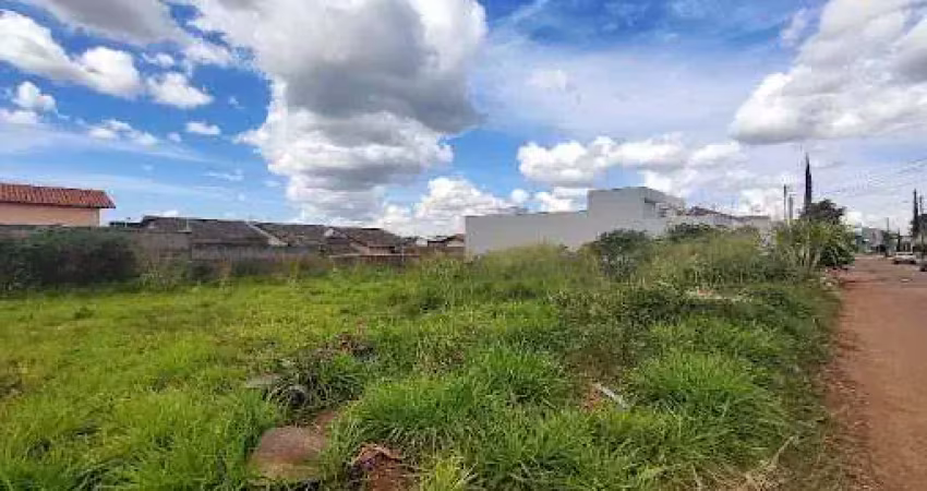 Oportunidade...terreno com 600 metros duas quadras abaixo do sup. floresta