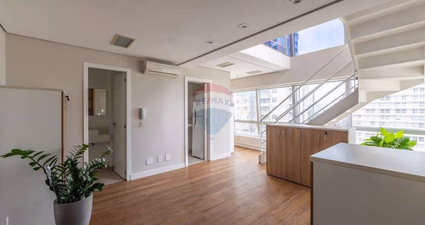 Conjunto comercial duplex mobiliado para locação,  com 90m² e 2 vagas- Bairro Brooklin/SP