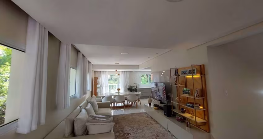 Espetacular casa tipo para venda com 4 quartos, sendo 4 suítes, 380m²