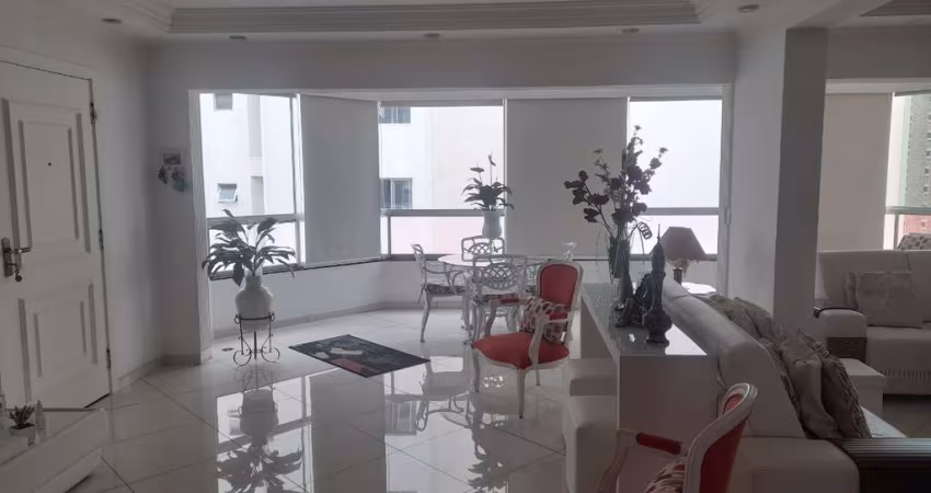 Excelente apartamento tipo para venda com 3 quartos, sendo 3 suítes, 190m²