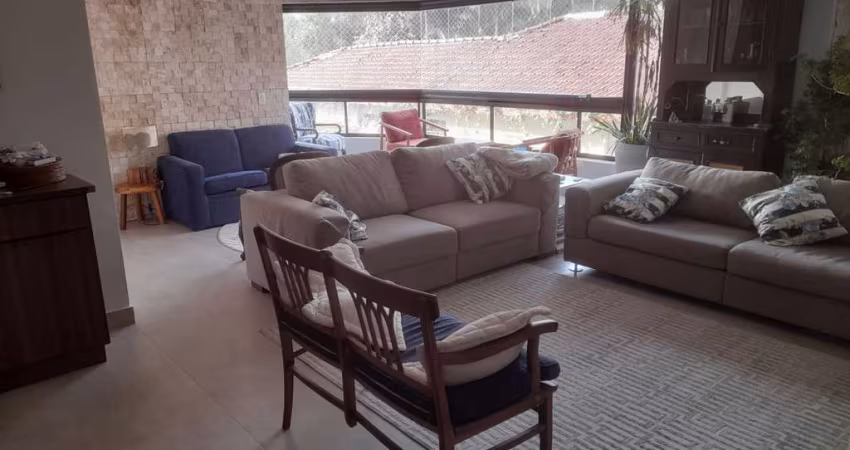 Elegante apartamento tipo para venda com 4 quartos, sendo 3 suítes, 171m²