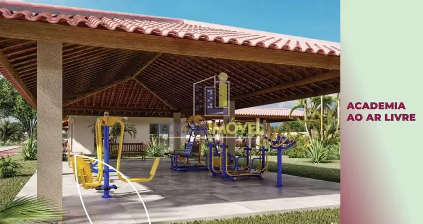 Casa de 2 quartos com possibilidade de ampliação em condomínio fechado com  infraestrutura de lazer