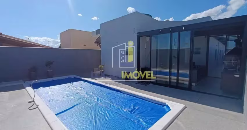 Casa de  4 suítes + dependência , cozinha e quartos planejados, piscina aquecida,  energia solar ár
