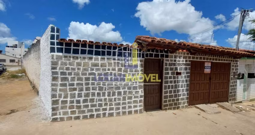 Casa de esquina na Av. São Geraldo abaixo da Presidente Vargas com terreno de 398 m² à venda no Alt