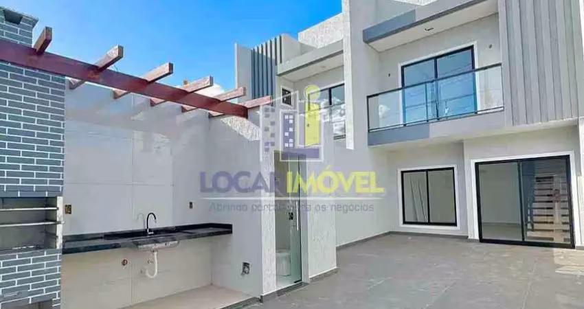 Casa Duplex de 4 quartos sendo 1 suíte com closet , área gourmet, quintal e garagem para 2 carros,