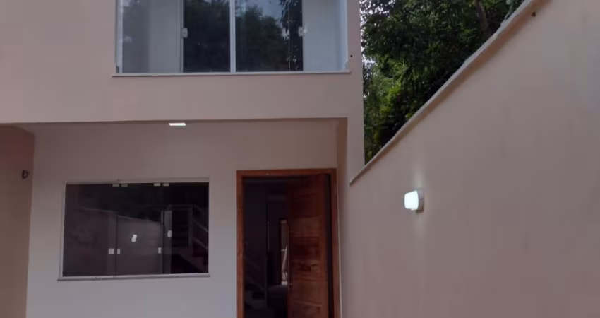 Duplex a venda em um dos bairros mais procurados em Angra dos Reis