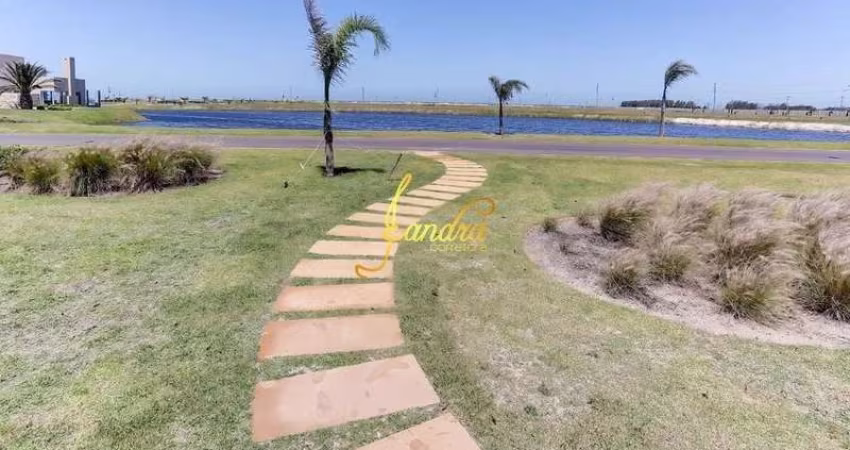 Terreno vista eterna do mar,  a condomínio Beira mar,  pronto para construir