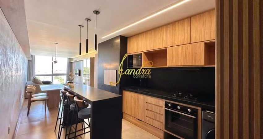 Apartamento de 2 dormitório mobiliado e decorado, com box duplo e infra