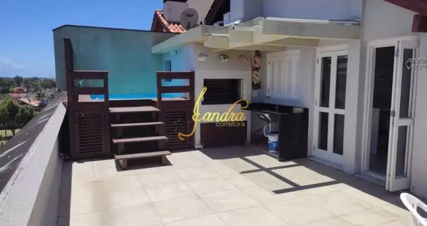 Cobertura composta por 03 dormitórios, 01 sendo suíte! na av. central de atlântida