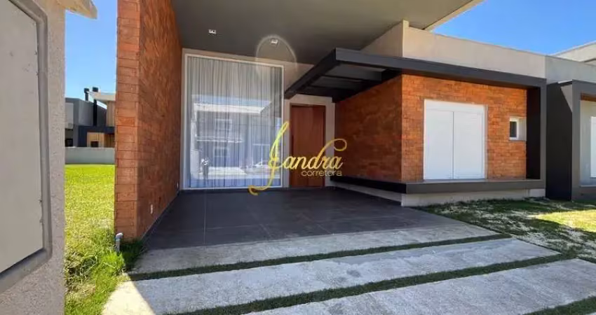 Casa térrea com 03 suítes,  150m² de área construída