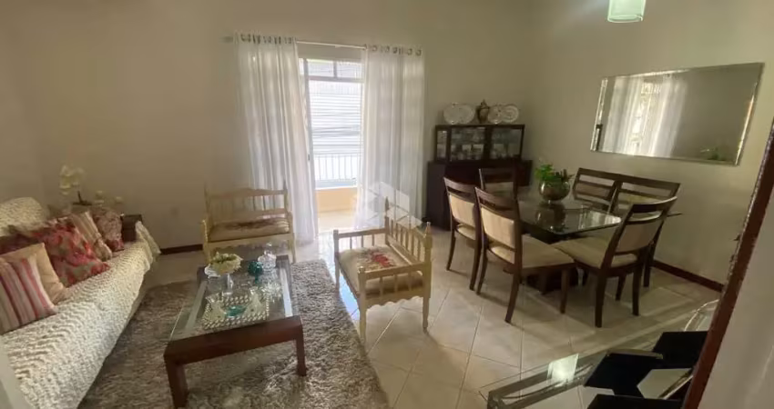 Casa com 03 dormitórios com edicula e mais 02 salas comerciais
