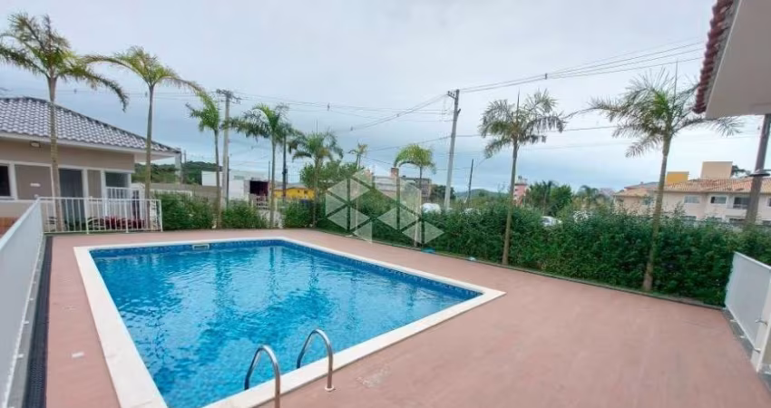 Apartamento com 02 dormitórios à venda no Sertão do Imaruim, São José/SC