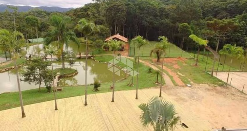 Chácara no Condomínio Village Imperatriz