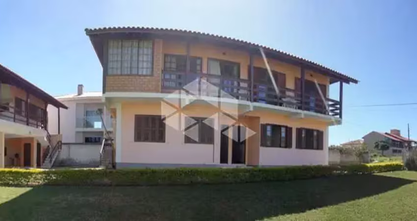 Solar das andorinhas - praia do santinho, florianópolis