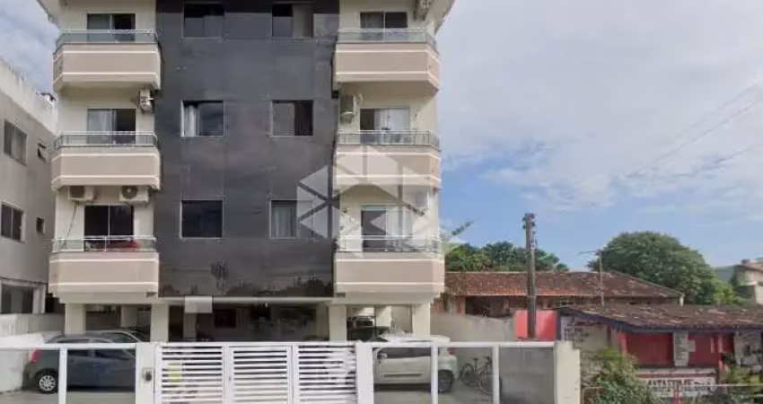 Apartamento de 3 dormitórios com suíte nos ingleses