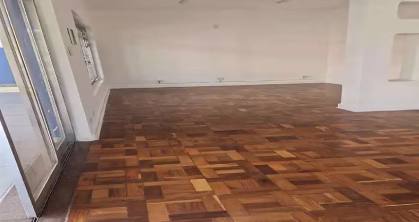 Casa com 3 quartos para alugar na Rua Olavo Bilac, 45, Centro, Arujá