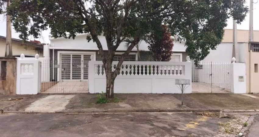 Casa ampla à venda no Jardim Eulina: 4 quartos, 2 vagas e localização excelente