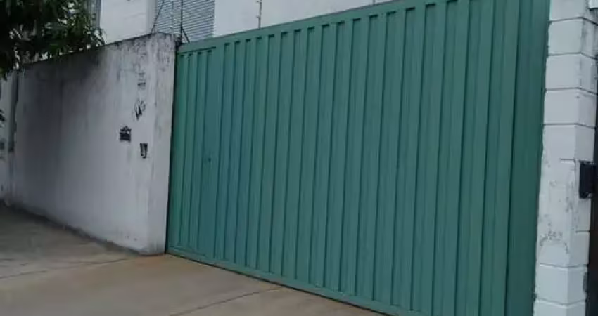**amplo armazém no via norte com 220m² e ótima localização!**