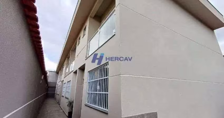 Casa com 2 quartos para alugar na Rua Rio Formoso, Vila Nivi, São Paulo