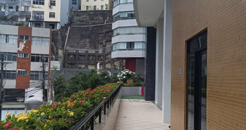 Apartamento novo com tamanho de antigo