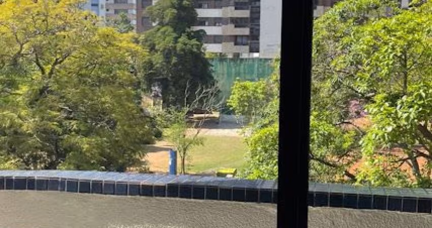 Flat LINDO com 1 quarto à venda na Rua Miguel Tostes, 30, Rio Branco, Porto Alegre