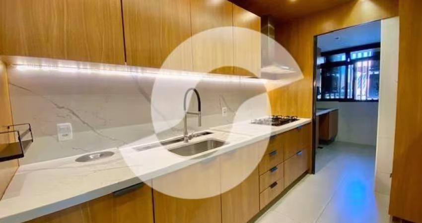 Apartamento de ótimo padrão Quatro quartos com vista explendida.