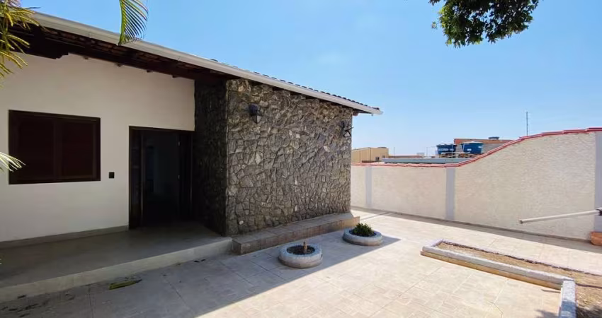 Casa com 4 quartos à venda no Alvorada, Contagem 
