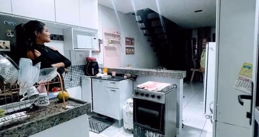 Casa com 2 quartos à venda no Centro, Betim 