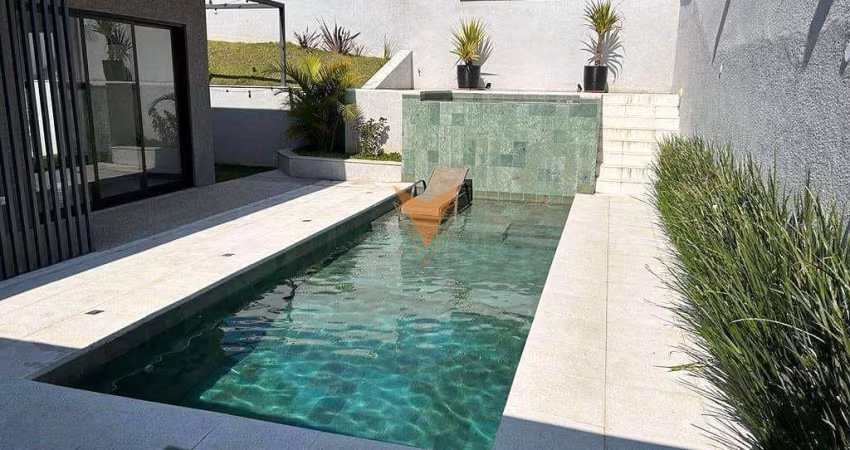 Casa em Condomínio à venda, 3 suítes, 4 banheiros, 6 vagas, 270m², Reserva Santa Maria