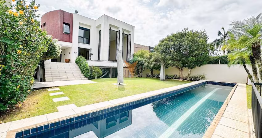 Casa à Venda no Boaçava, Alto de Pinheiros – São Paulo | 600m², Elevador, Vista Permanente para o P