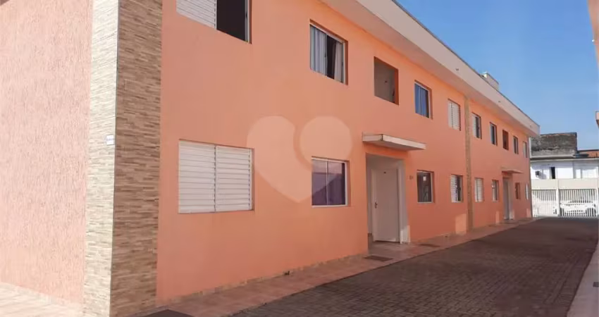 Condomínio com 2 quartos à venda em rio da praia - sp