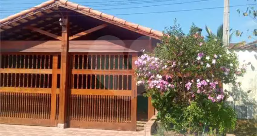 Casa com 2 quartos à venda em Maitinga - SP