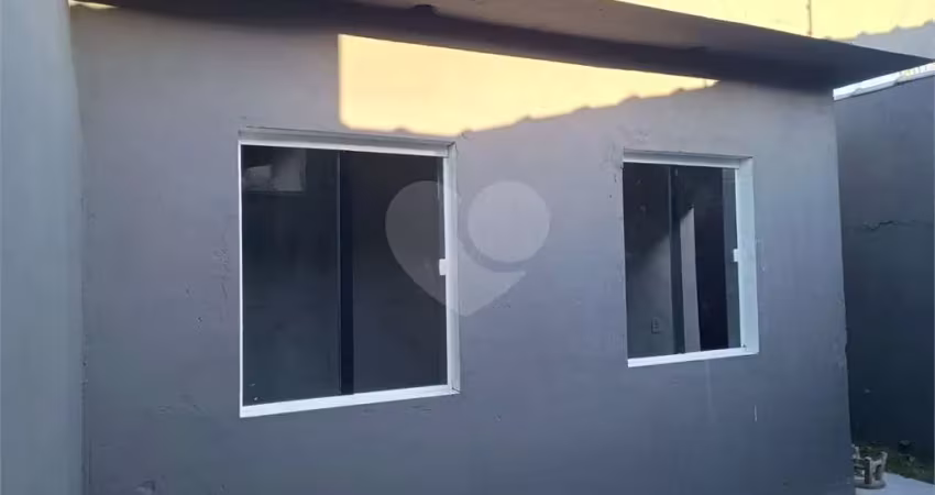 Casa com 2 quartos à venda em Indaiá - SP
