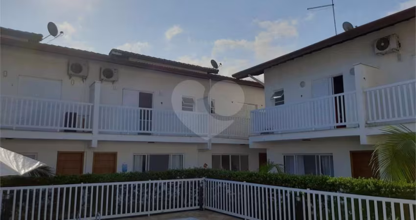 Condomínio com 3 quartos à venda em Maitinga - SP