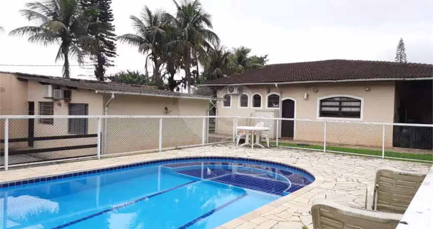 Casa com 1 quartos à venda em Maitinga - SP