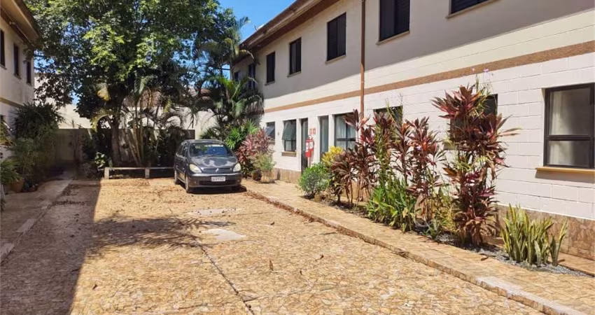 Condomínio com 2 quartos à venda em Centro - SP